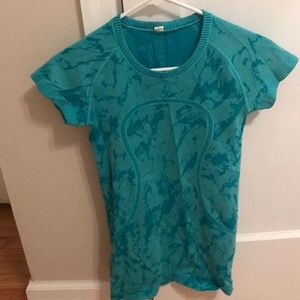 Lululemon shirt